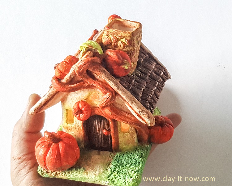 How to make little pumpkin cottage house with plastic bottle and air dry clay.